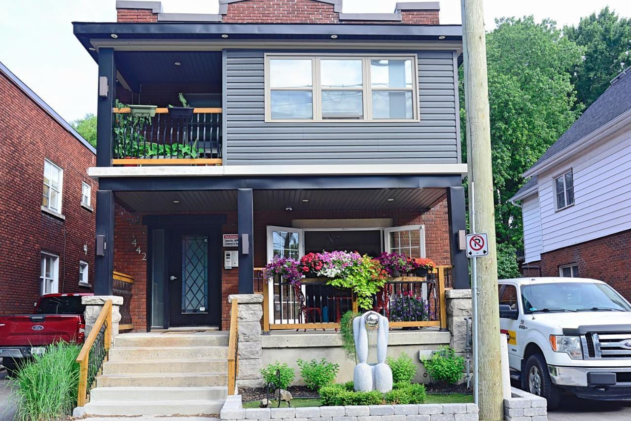 Ottawa Downtown Executive Apartment Retreat With Private Balcony Near Bank Street - Sleep Max 2 Dış mekan fotoğraf
